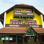 Отель Napsugar Балатонмариафюрдё
