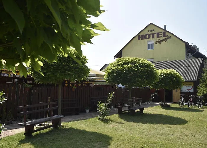 Hotel Napsugár Balatonmáriafürdő